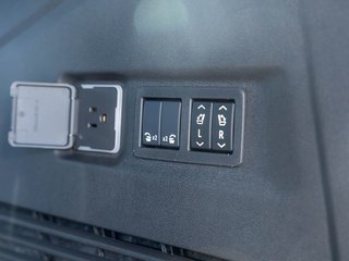2026 GMC Yukon XL in St-Jérôme, Quebec - 36 - w320h240px