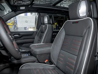 2026 GMC Yukon in St-Jérôme, Quebec - 11 - w320h240px