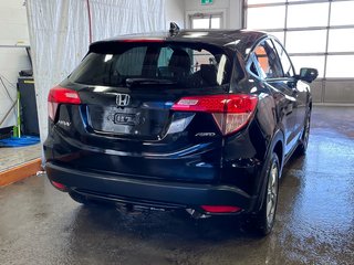2017 Honda HR-V in St-Jérôme, Quebec - 9 - w320h240px