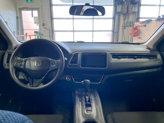 2017 Honda HR-V in St-Jérôme, Quebec - 12 - w320h240px