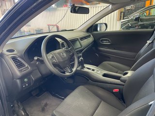 2017 Honda HR-V in St-Jérôme, Quebec - 4 - w320h240px