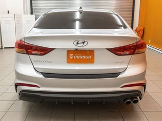 Hyundai Elantra  2017 à St-Jérôme, Québec - 8 - w320h240px