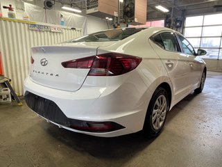 Hyundai Elantra  2020 à St-Jérôme, Québec - 8 - w320h240px