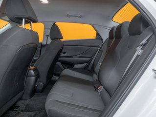 2024 Hyundai Elantra in St-Jérôme, Quebec - 24 - w320h240px