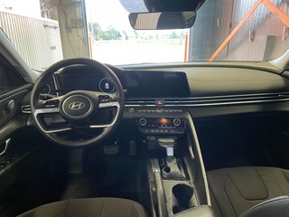 Hyundai Elantra  2025 à St-Jérôme, Québec - 13 - w320h240px