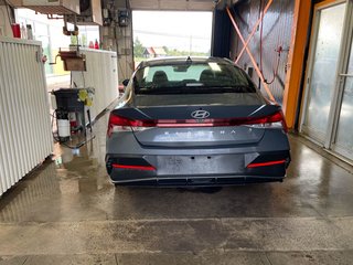 Hyundai Elantra  2025 à St-Jérôme, Québec - 9 - w320h240px