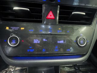 2020 Hyundai Ioniq Electric in St-Jérôme, Quebec - 16 - w320h240px