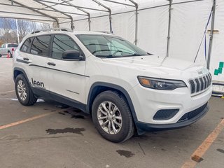 2019 Jeep Cherokee in St-Jérôme, Quebec - 9 - w320h240px