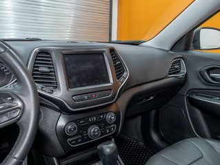 2019 Jeep Cherokee in St-Jérôme, Quebec - 20 - w320h240px