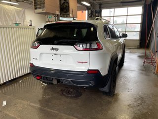 Jeep Cherokee  2021 à St-Jérôme, Québec - 9 - w320h240px
