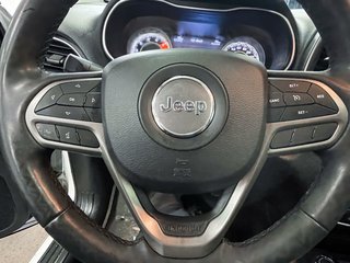 2022 Jeep Cherokee in St-Jérôme, Quebec - 14 - w320h240px