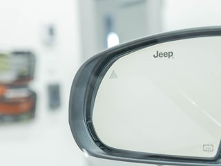 Jeep Compass  2022 à St-Jérôme, Québec - 34 - w320h240px