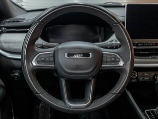 Jeep Compass  2023 à St-Jérôme, Québec - 12 - w320h240px