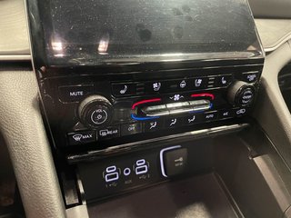 2024 Jeep Grand Cherokee L in St-Jérôme, Quebec - 13 - w320h240px