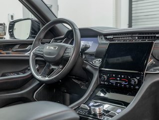 2022 Jeep Grand Cherokee in St-Jérôme, Quebec - 30 - w320h240px
