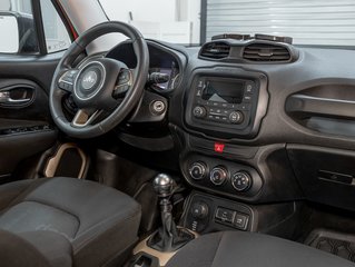 2016 Jeep Renegade in St-Jérôme, Quebec - 22 - w320h240px