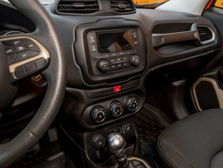 2016 Jeep Renegade in St-Jérôme, Quebec - 16 - w320h240px