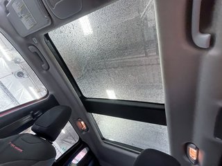 Jeep Renegade  2019 à St-Jérôme, Québec - 3 - w320h240px