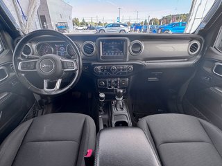 2020 Jeep Wrangler Unlimited in St-Jérôme, Quebec - 10 - w320h240px