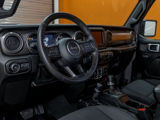 Jeep Wrangler  2021 à St-Jérôme, Québec - 2 - w320h240px