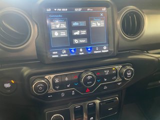 2021 Jeep Wrangler in St-Jérôme, Quebec - 12 - w320h240px