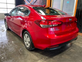 2018 Kia Forte in St-Jérôme, Quebec - 5 - w320h240px