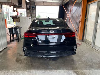Kia Forte  2022 à St-Jérôme, Québec - 6 - w320h240px