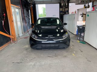 Kia Forte  2022 à St-Jérôme, Québec - 4 - w320h240px