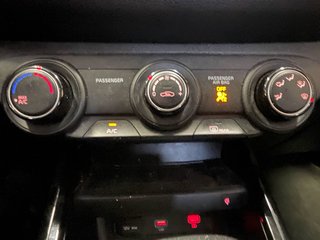 2023 Kia Forte in St-Jérôme, Quebec - 13 - w320h240px