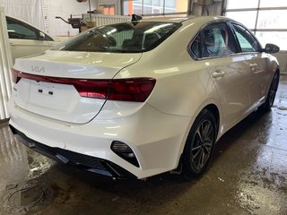 2023 Kia Forte in St-Jérôme, Quebec - 8 - w320h240px