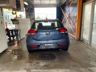 Kia Rio  2021 à St-Jérôme, Québec - 6 - w320h240px