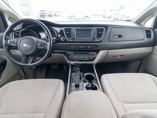 2020 Kia Sedona in St-Jérôme, Quebec - 12 - w320h240px