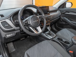 Kia Seltos  2022 à St-Jérôme, Québec - 2 - w320h240px