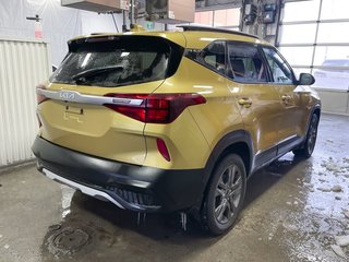 Kia Seltos  2023 à St-Jérôme, Québec - 8 - w320h240px