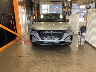 2024 Lincoln Nautilus in St-Jérôme, Quebec - 5 - w320h240px