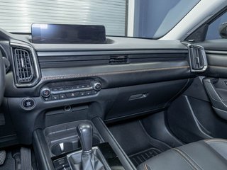 2024 Mazda CX-50 in St-Jérôme, Quebec - 20 - w320h240px