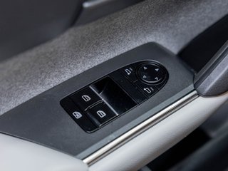 Mazda MX-30 EV  2023 à St-Jérôme, Québec - 23 - w320h240px