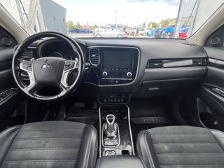 2020 Mitsubishi OUTLANDER PHEV in St-Jérôme, Quebec - 12 - w320h240px