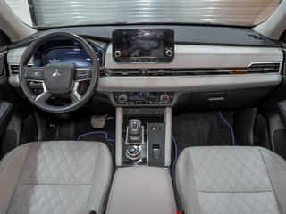 Mitsubishi Outlander Plug-In Hybrid  2024 à St-Jérôme, Québec - 12 - w320h240px
