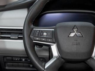 Mitsubishi Outlander Plug-In Hybrid  2024 à St-Jérôme, Québec - 15 - w320h240px