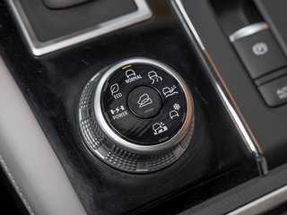 Mitsubishi Outlander Plug-In Hybrid  2024 à St-Jérôme, Québec - 27 - w320h240px