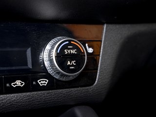 2024 Mitsubishi Outlander Plug-In Hybrid in St-Jérôme, Quebec - 23 - w320h240px