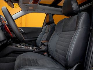 2024 Mitsubishi Outlander Plug-In Hybrid in St-Jérôme, Quebec - 11 - w320h240px
