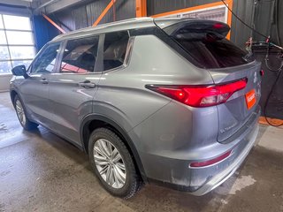 2022 Mitsubishi Outlander in St-Jérôme, Quebec - 5 - w320h240px