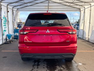 Mitsubishi Outlander  2023 à St-Jérôme, Québec - 6 - w320h240px