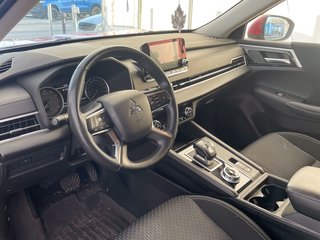 Mitsubishi Outlander  2023 à St-Jérôme, Québec - 3 - w320h240px