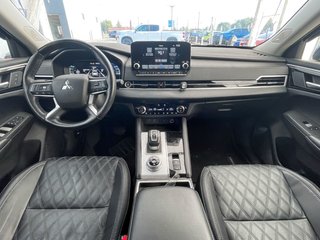 2023 Mitsubishi Outlander in St-Jérôme, Quebec - 12 - w320h240px