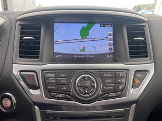 2018 Nissan Pathfinder in St-Jérôme, Quebec - 4 - w320h240px