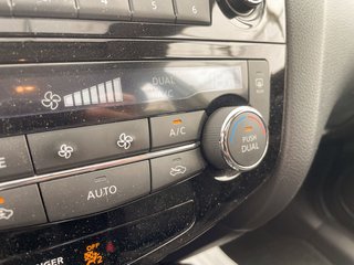 2017 Nissan Qashqai in St-Jérôme, Quebec - 17 - w320h240px