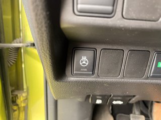 2017 Nissan Qashqai in St-Jérôme, Quebec - 14 - w320h240px